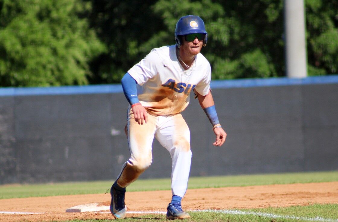 Jonathan Logsdon named first team All-American, top second baseman 